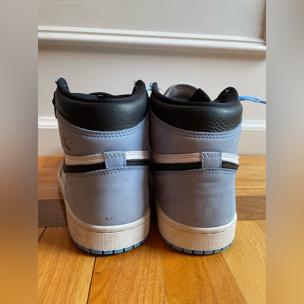 Nike UNC Jordan 1s Athletic Shoes - Picture 6 of 6
